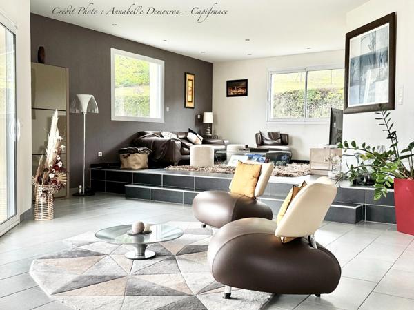 VEYRE-MONTON, Villa P6 avec très grand garage, piscine sécurisée et chauffée sur terrain de 1 509,00 m²