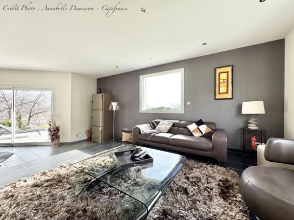 VEYRE-MONTON, Villa P6 avec très grand garage, piscine sécurisée et chauffée sur terrain de 1 509,00 m²