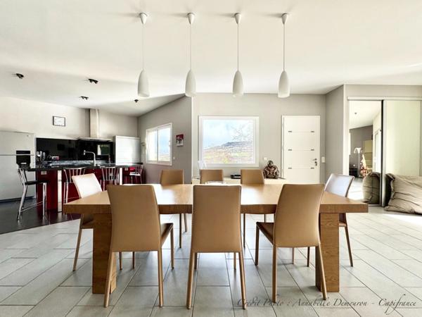 VEYRE-MONTON, Villa P6 avec très grand garage, piscine sécurisée et chauffée sur terrain de 1 509,00 m²