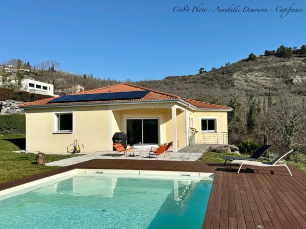 VEYRE-MONTON, Villa P6 avec très grand garage, piscine sécurisée et chauffée sur terrain de 1 509,00 m²