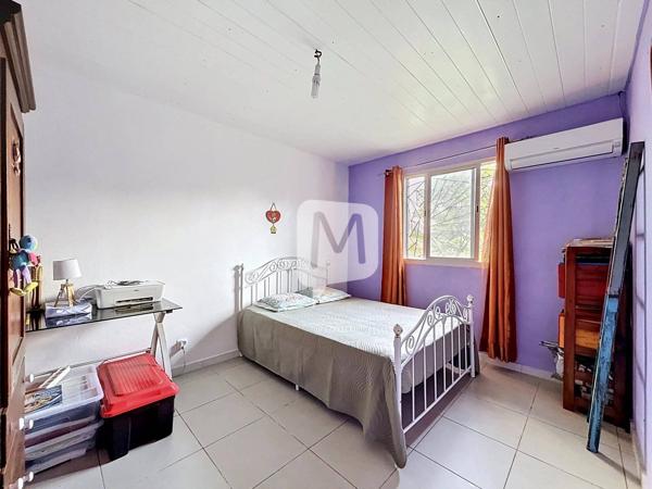 DPT GUYANE, à vendre RÉMIRE-MONTJOLY Maison T5 de 100 m2+ Appartement T2 de 35 m2 sur un terrain de 1005 m2