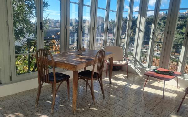 Maison à vendre    6 pièces • 102,20 m2 Nice