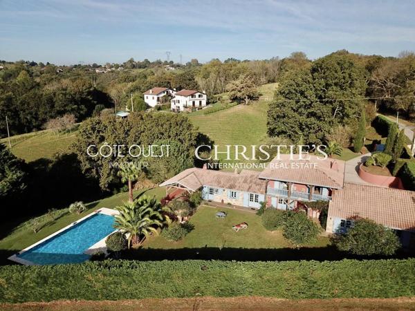 À vendre Urrugne - Villa avec piscine
