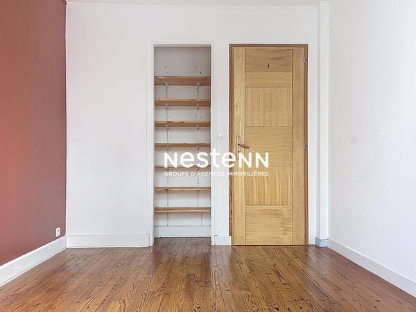 APPARTEMENT LUMINEUX - 2 CHAMBRES - CAVE - PARKING -