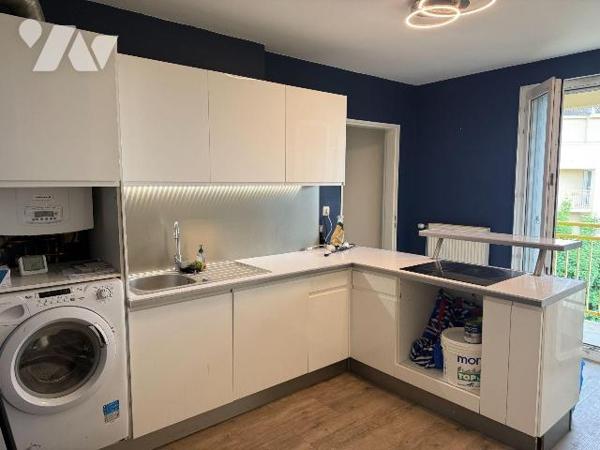 Appartement à vendre à Troyes (10000) - Aube (10)

Situé au 3 étage avec ascenseur d'une copr...