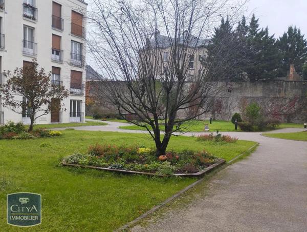 Appartement à louer 2 pièces 46.71m²