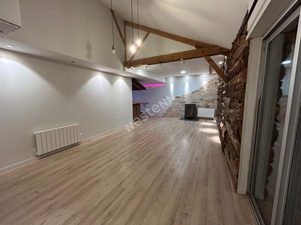 Maison 5 pièces - piscine - hangar - terrain 1500m²