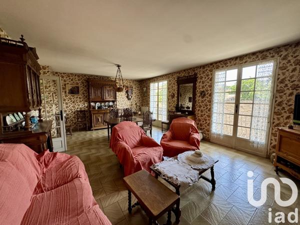 Maison à vendre 6 pièces 186 m² Saint-Loup-Lamairé