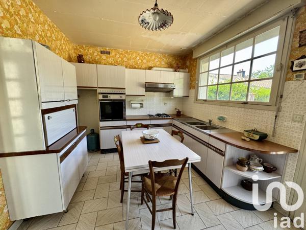 Maison à vendre 6 pièces 186 m² Saint-Loup-Lamairé