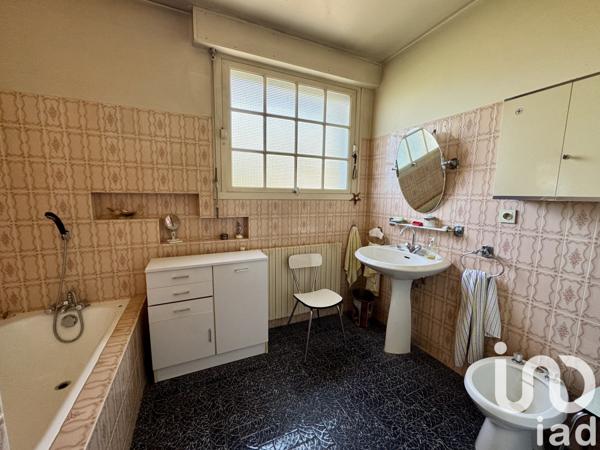 Maison à vendre 6 pièces 186 m² Saint-Loup-Lamairé