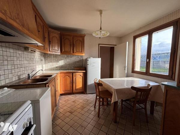 Pavillon de plain-pied situé en campagne 