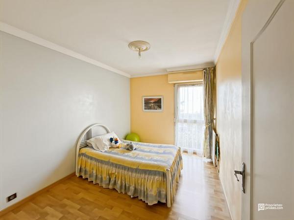 Maison Floirac familiale lumineuse avec 4 chambres, idéale pour familles