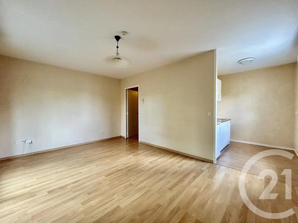 Appartement T1 à vendre  1 pièce - 32,25 m 2   LA ROCHE SUR YON  - 85