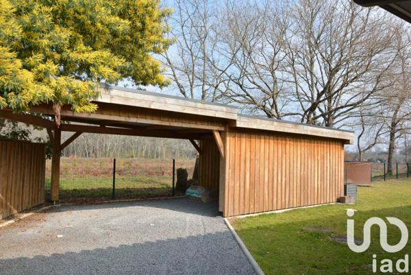 Maison d’architecte 6 pièces de 229 m² à Sainte-Eulalie-en-Born (40200)