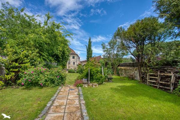 Maison à vendre |  Mussidan |  7 pièces | 265 m²