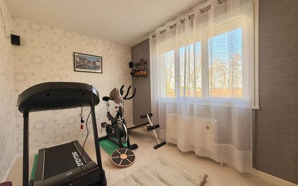 Maison à vendre    5 pièces • 168 m2 Savigny-le-Sec