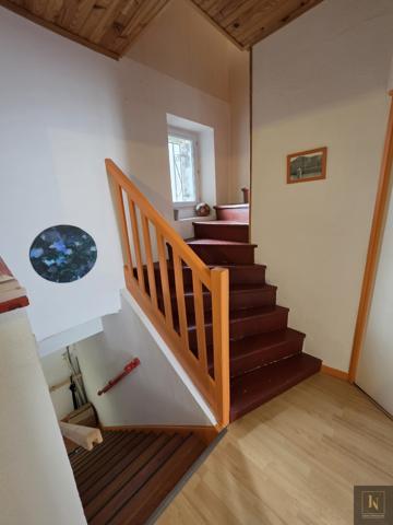 Maison
                                                                                                                                                                                                                                                                                                                        6 pièce(s)                                                                                                                                                                                                          4 chambre(s)                                                                                                                                                                                                          149  m²