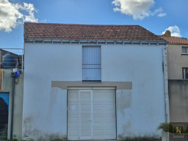 Maison
                                                                                                                                                                                                                                                                                                                        6 pièce(s)                                                                                                                                                                                                          4 chambre(s)                                                                                                                                                                                                          149  m²