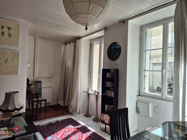 Maison
                                                                                                                                                                                                                                                                                                                        6 pièce(s)                                                                                                                                                                                                          4 chambre(s)                                                                                                                                                                                                          149  m²