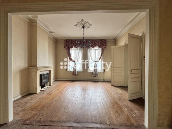 Maison 12 pièces - 219 m²
