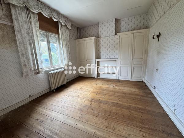 Maison 12 pièces - 219 m²