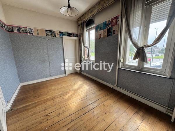 Maison 12 pièces - 219 m²