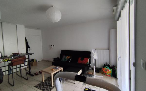 Appartement à vendre    2 pièces • 39,90 m2 Vénissieux