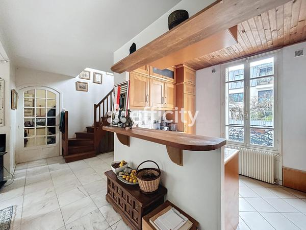 Maison 5 pièces - 145 m² Bien prestige