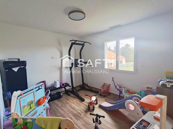 Maison neuve de 2024, 4 chambres, grand jardin piscinable