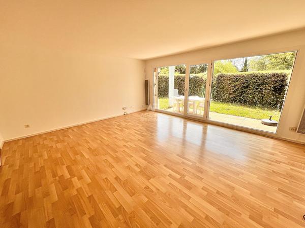 Appartement 3 pièces à Cergy €213 000 ** - Référence 2198