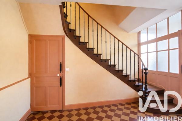 Maison à vendre 8 pièces 188 m² Neuves-Maisons
