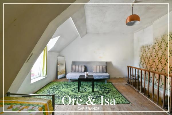 Dpt Cher (18), à vendre  maison P3 de 110 m² - Terrain de 1 648,00 m²