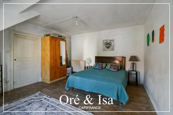 Dpt Cher (18), à vendre  maison P3 de 110 m² - Terrain de 1 648,00 m²