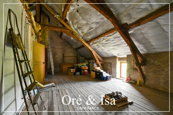 Dpt Cher (18), à vendre  maison P3 de 110 m² - Terrain de 1 648,00 m²