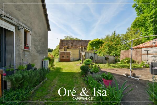 Dpt Cher (18), à vendre  maison P3 de 110 m² - Terrain de 1 648,00 m²