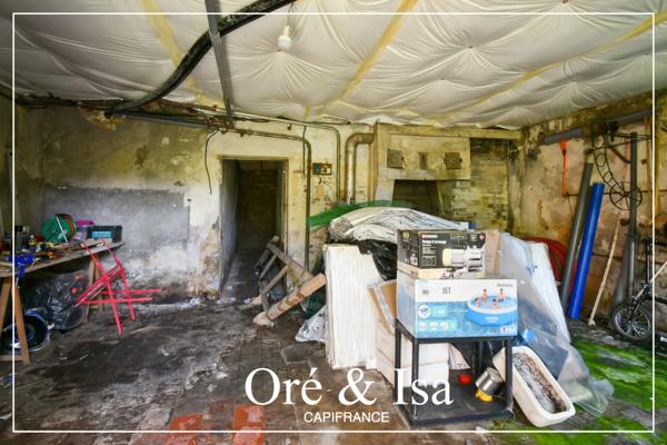 Dpt Cher (18), à vendre  maison P3 de 110 m² - Terrain de 1 648,00 m²