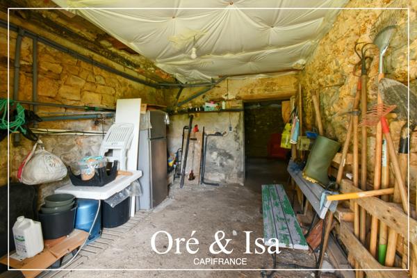 Dpt Cher (18), à vendre  maison P3 de 110 m² - Terrain de 1 648,00 m²