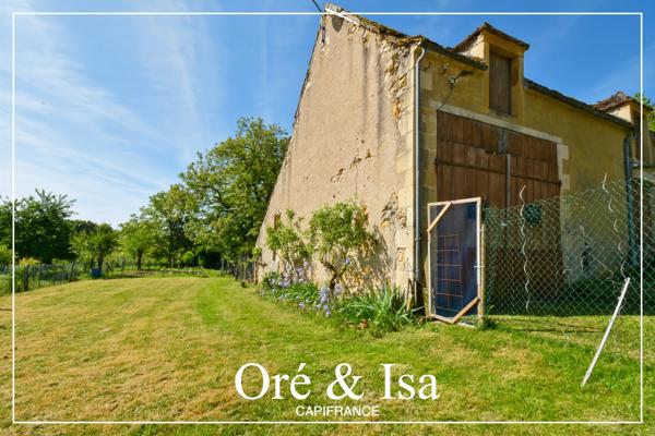 Dpt Cher (18), à vendre  maison P3 de 110 m² - Terrain de 1 648,00 m²
