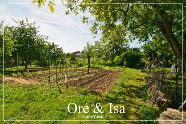Dpt Cher (18), à vendre  maison P3 de 110 m² - Terrain de 1 648,00 m²
