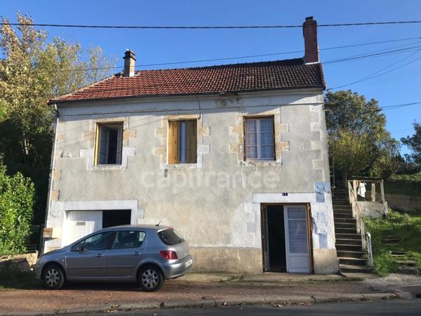 Dpt Cher (18), à vendre JOUET SUR L'AUBOIS maison 3 pièces