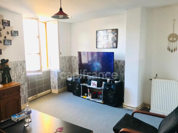 Dpt Cher (18), à vendre JOUET SUR L'AUBOIS maison 3 pièces