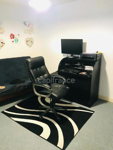 Dpt Cher (18), à vendre JOUET SUR L'AUBOIS maison 3 pièces