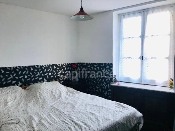 Dpt Cher (18), à vendre JOUET SUR L'AUBOIS maison 3 pièces