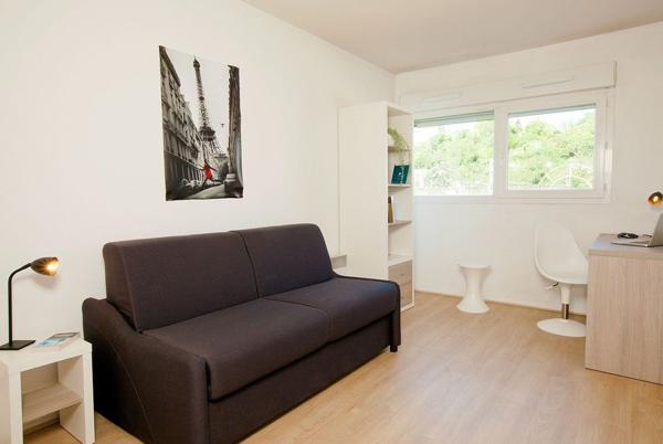 INVESTISSEMENT LOCATIF – POITIERS – Résidence Étudiante Les Estudines Poitiers Lamartine - 5,18% de rentabilité