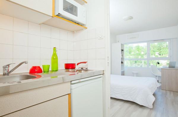 INVESTISSEMENT LOCATIF – POITIERS – Résidence Étudiante Les Estudines Poitiers Lamartine - 5,18% de rentabilité