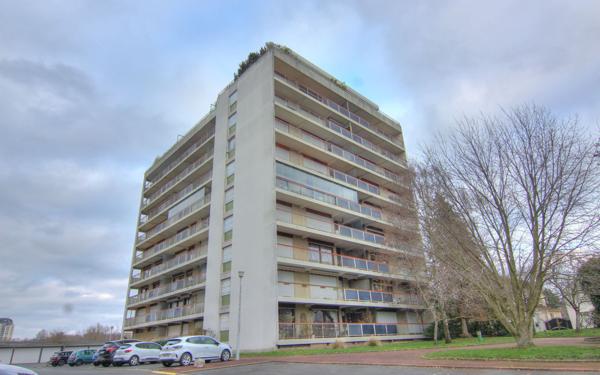 Appartement à vendre    3 pièces • 70,61 m2 Orléans