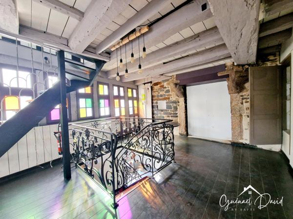 VÉRITABLE JOYAU DU PATRIMOINE MORLAISIEN AU CŒUR DU CENTRE VILLE !