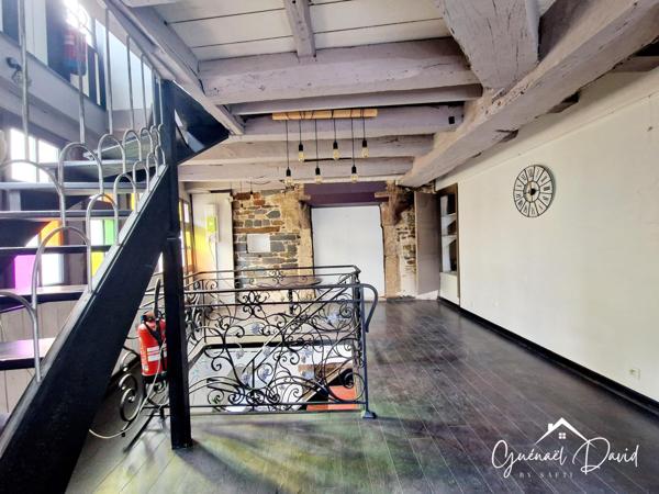 VÉRITABLE JOYAU DU PATRIMOINE MORLAISIEN AU CŒUR DU CENTRE VILLE !