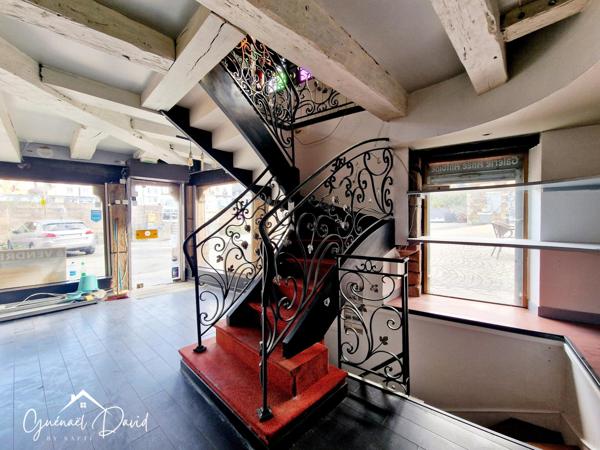 VÉRITABLE JOYAU DU PATRIMOINE MORLAISIEN AU CŒUR DU CENTRE VILLE !