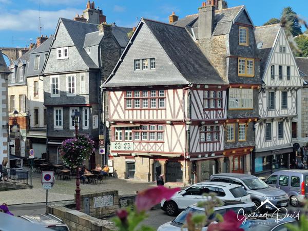 VÉRITABLE JOYAU DU PATRIMOINE MORLAISIEN AU CŒUR DU CENTRE VILLE !